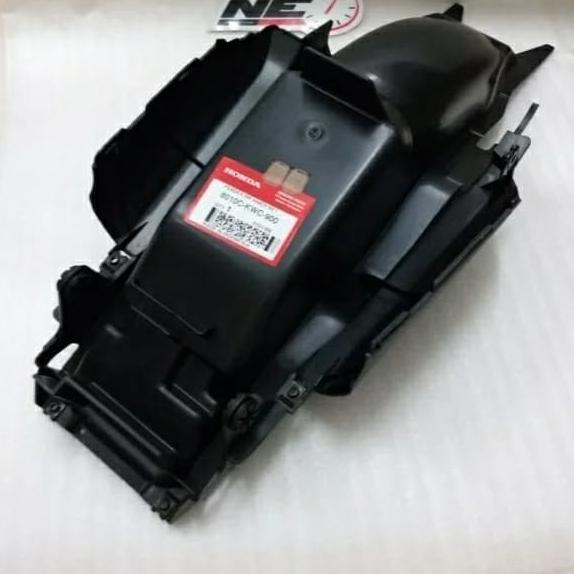 Spakbor Tengah Honda Cs1 Original 8010C-Kwc-900