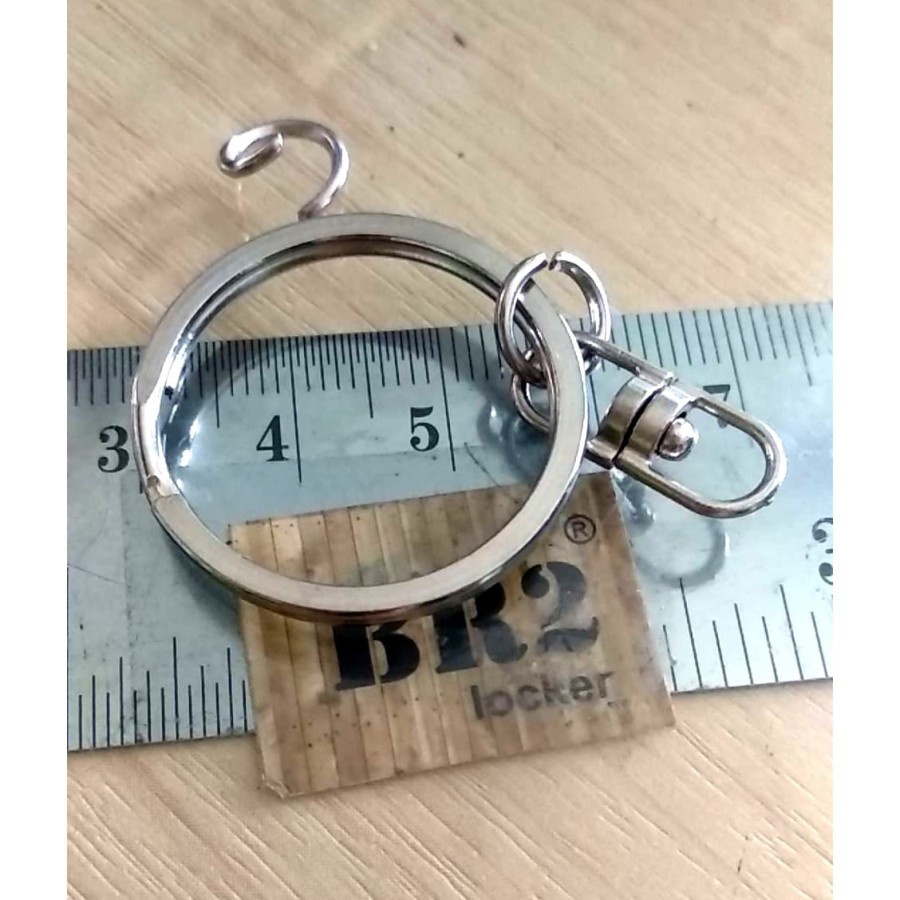 Gantungan kunci gepeng 28 mm dan join putar silver
