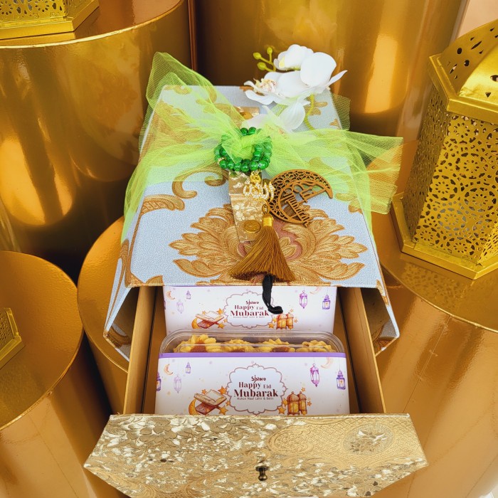 

Paket box hampers lebaran parcel idul fitri ramadhan kue kering 239