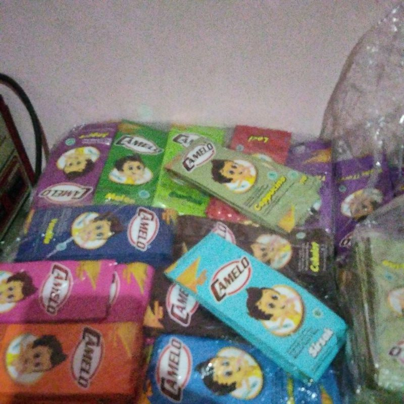 

Bahan es camello aneka rasa bisa request bebas Nining camelo isi 12renceng