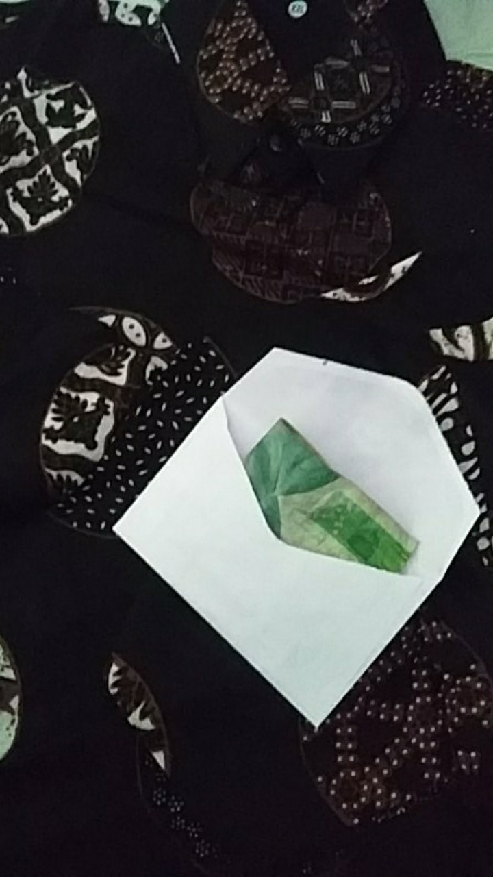 Grosir Dropship Couple Batik Terbaru Baju Batik Serangam Kantor Dan Keluarga Kondangan