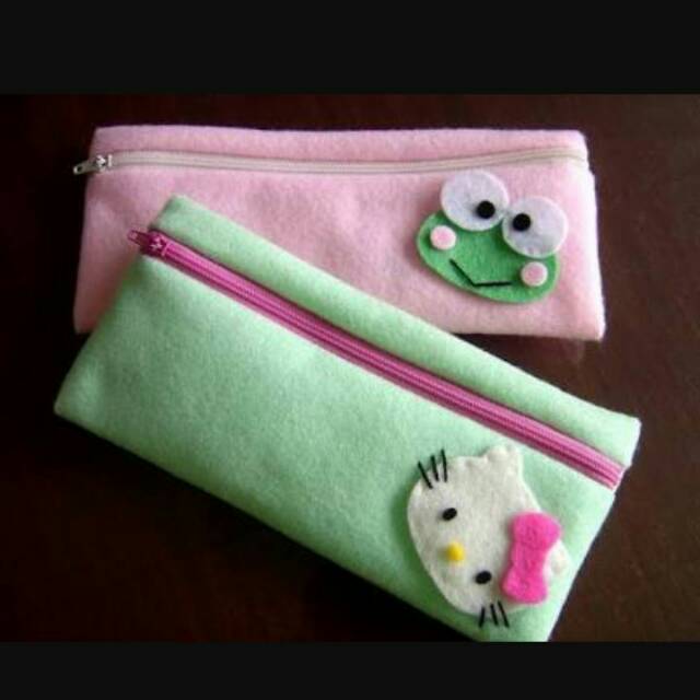 

Tempat pensil//tempat pensil flannel//tempat pensil instagram//tempat pensil lucu