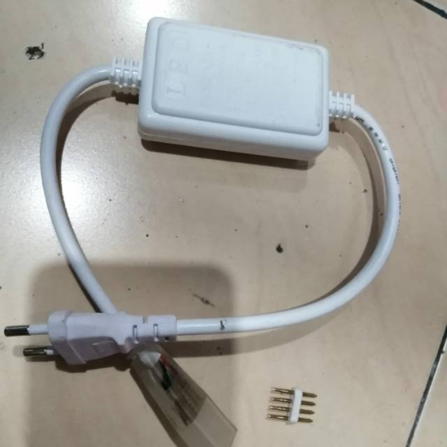 KONTROLER/FLASER/SOKET LED STRIP SELANG SMD 5050 RGB 4 PIN