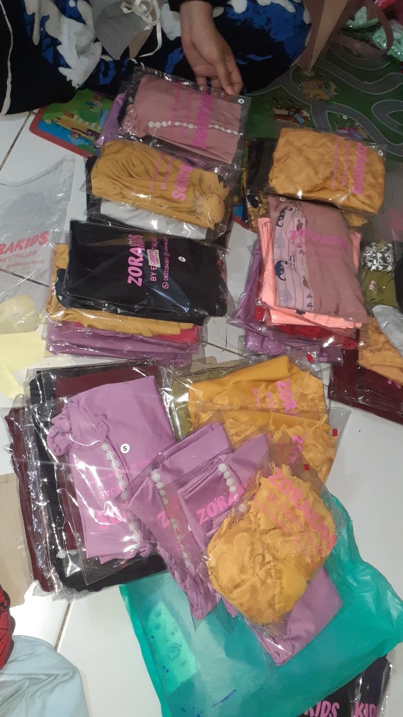 Hanger Baju Stainless