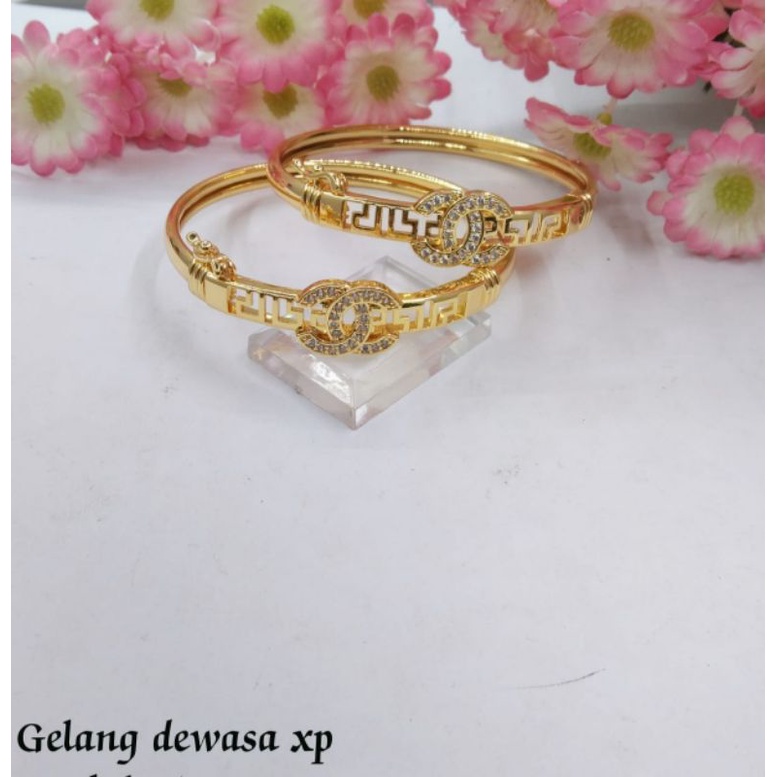 gelang tangan titanium emas wanita