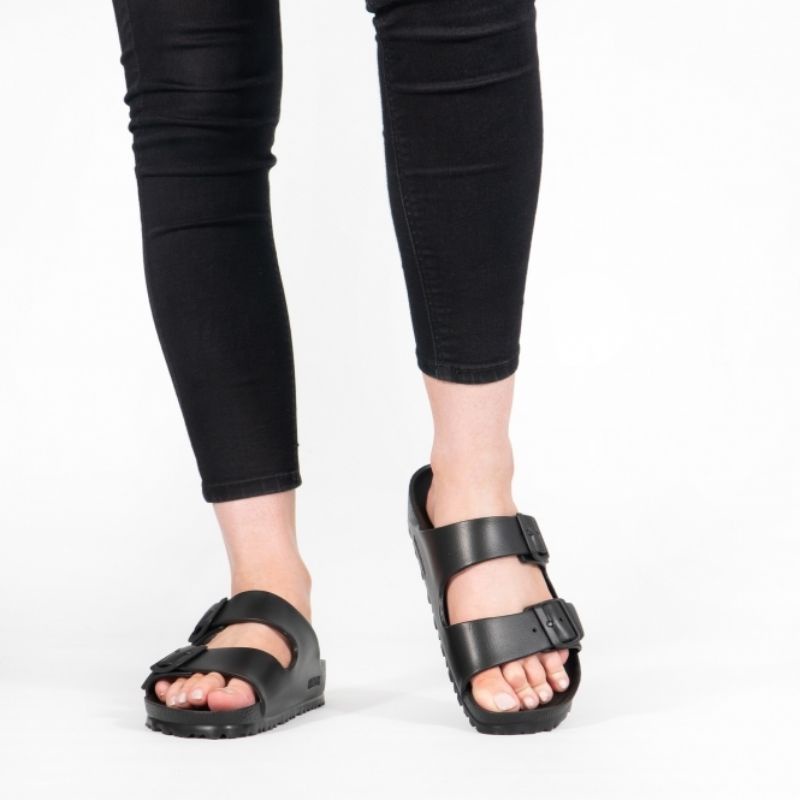 Sandal Pria Slide Casual Sendal Cowok Strap Murah Slip On Terbaru Sandal Laki Laki Hitam Korean Style Casual