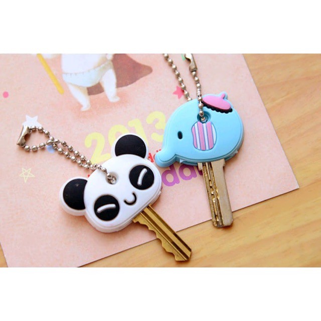 Key cover kunci karakter sarung pelindung gantungan character lucu doraemon hello kitty superman