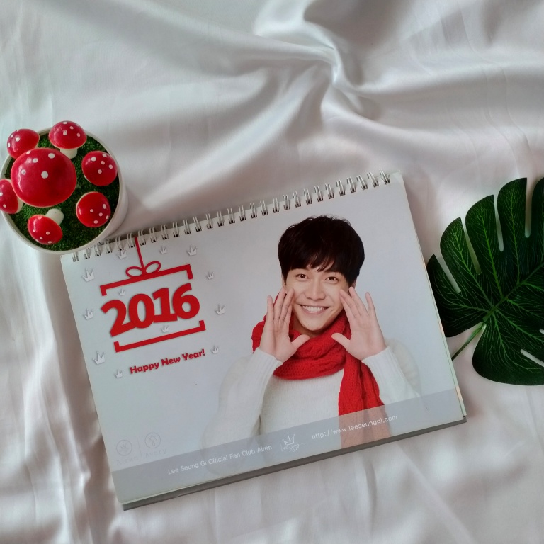 LEE SEUNG GI OFFICIAL KALENDER MERCHANDISE PRELOVED