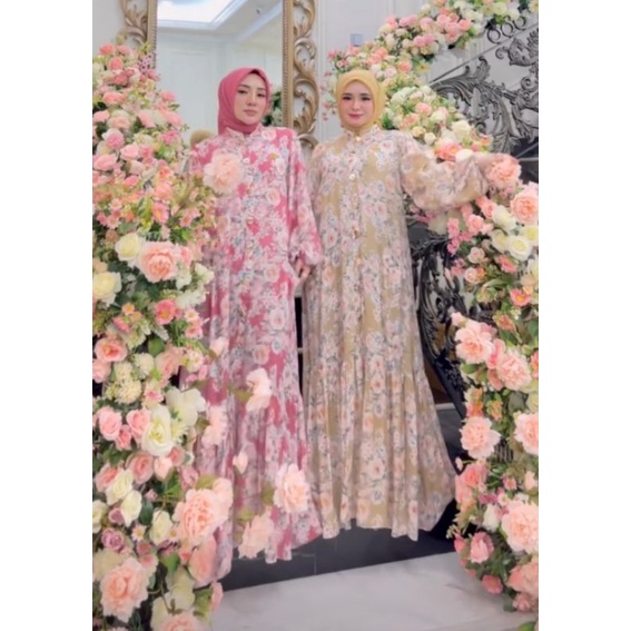 Gamis Silk Import Bunga Ori by Shella Saukia