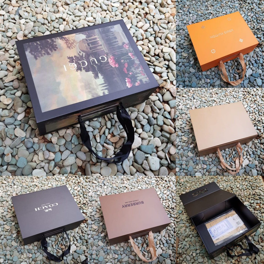 

Tas wanita terbaru Box Lipat Magnet Branded (Free Fakebill+BubbleWrap) Tas wanita import - TSBTM