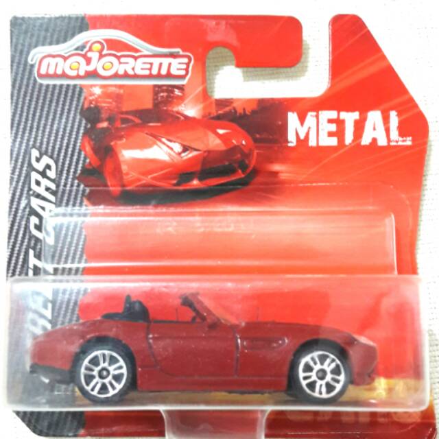 Treasure hunt majorette bmw z8 kap bisa dibuka