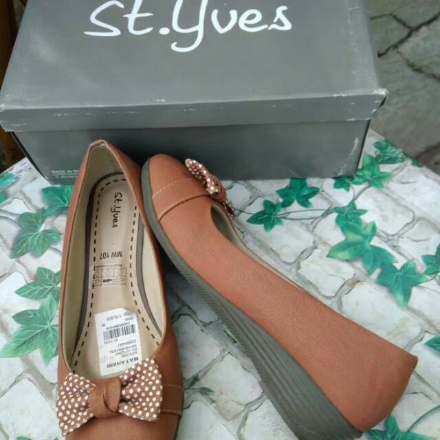 Sepatu WEDGES wanita St Yves
