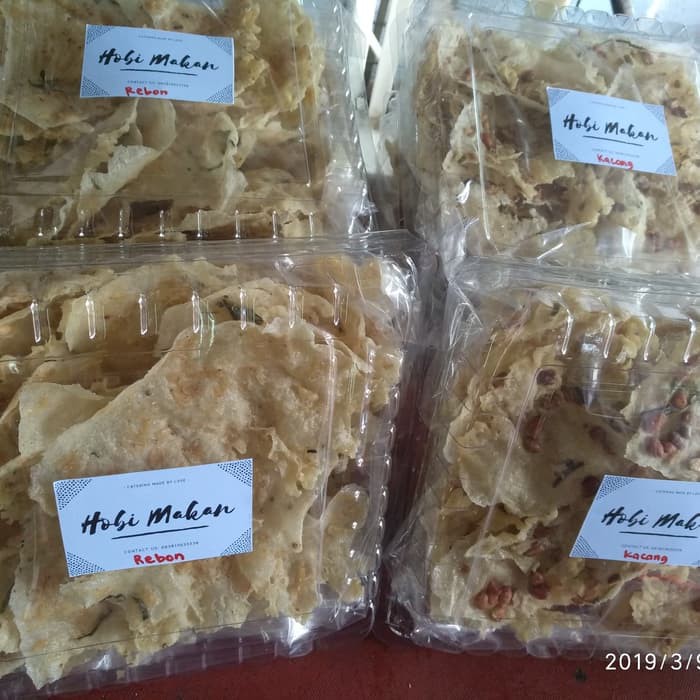 

Peyek Rempeyek Kacang / Udang Rebon