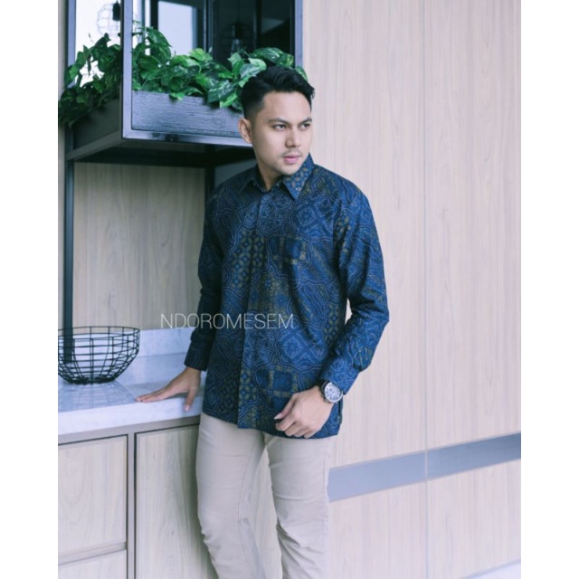 Batik Premium warna navy batik dewa wangsa biru navy batik eksklusif panjang bahan katun batikfuring