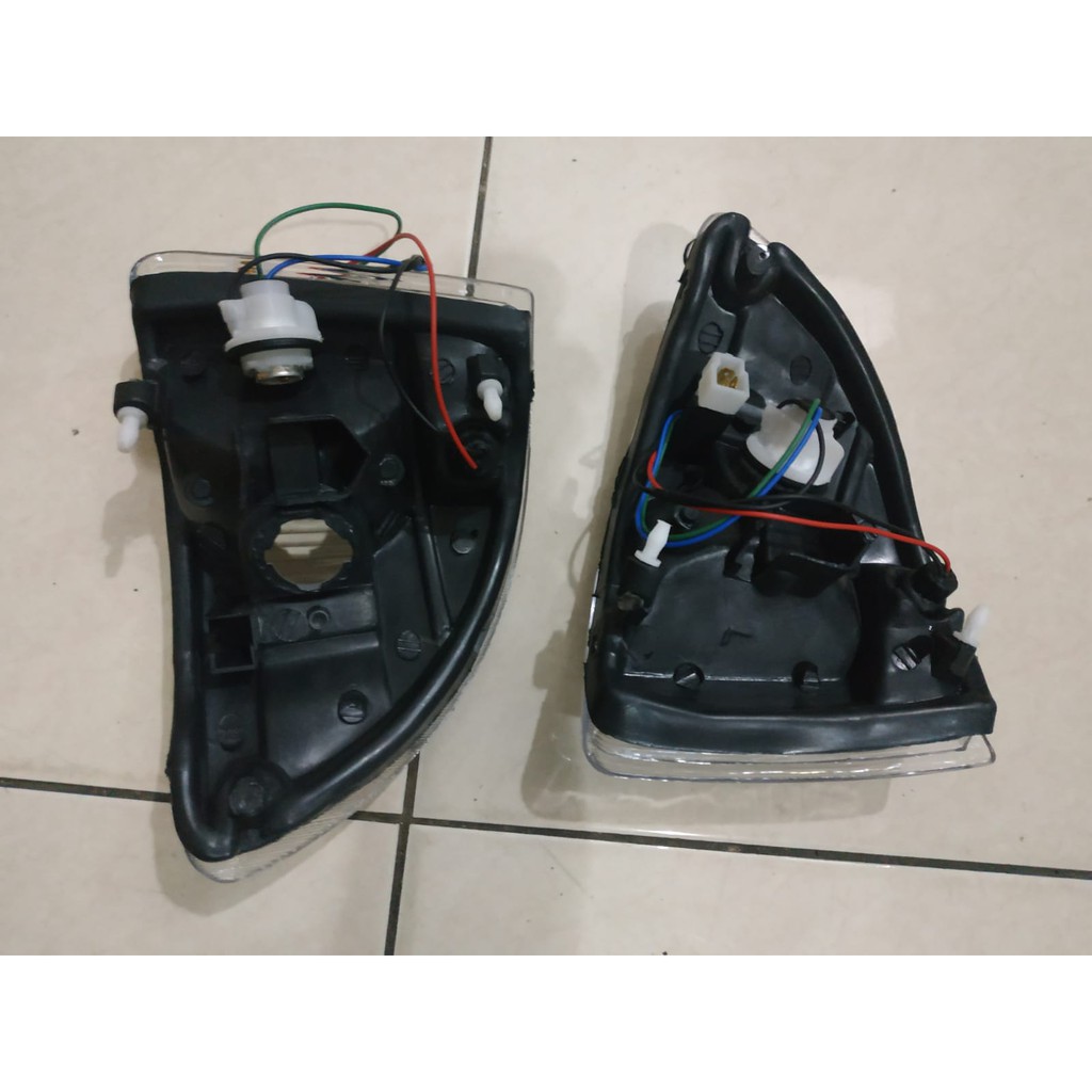 Lampu sen samping espass putih