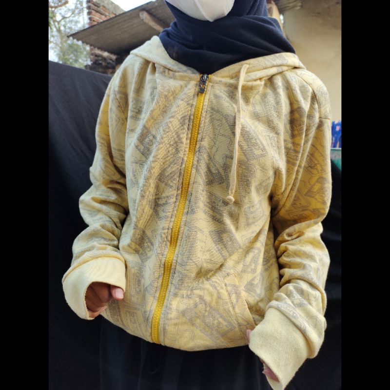 Hoodie Thrift