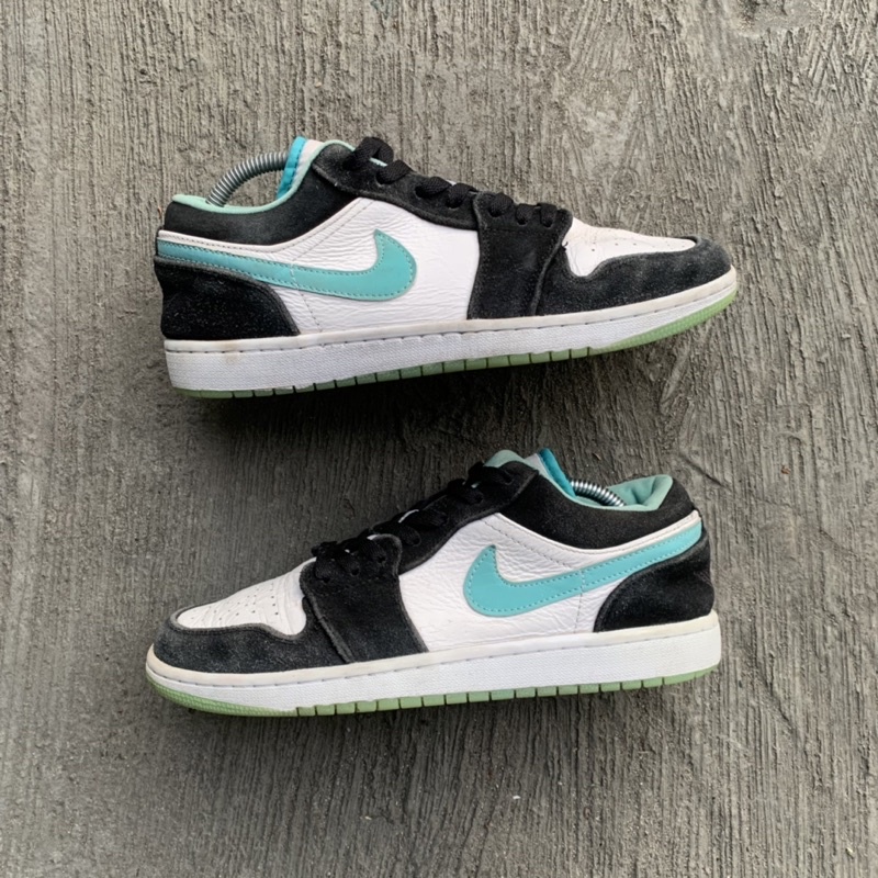 Nike Air Jordan 1 Low Island Green - Second