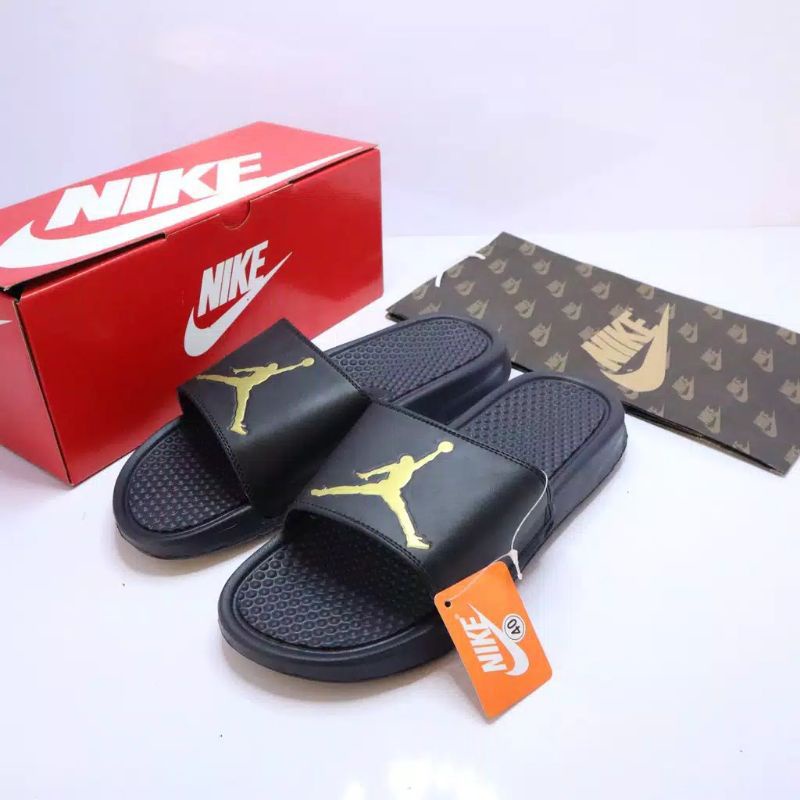 Sendal Slop Pria & Wanita Nike Air Jordan Sendal Slide Unisex/sandal slop terlaris.-3