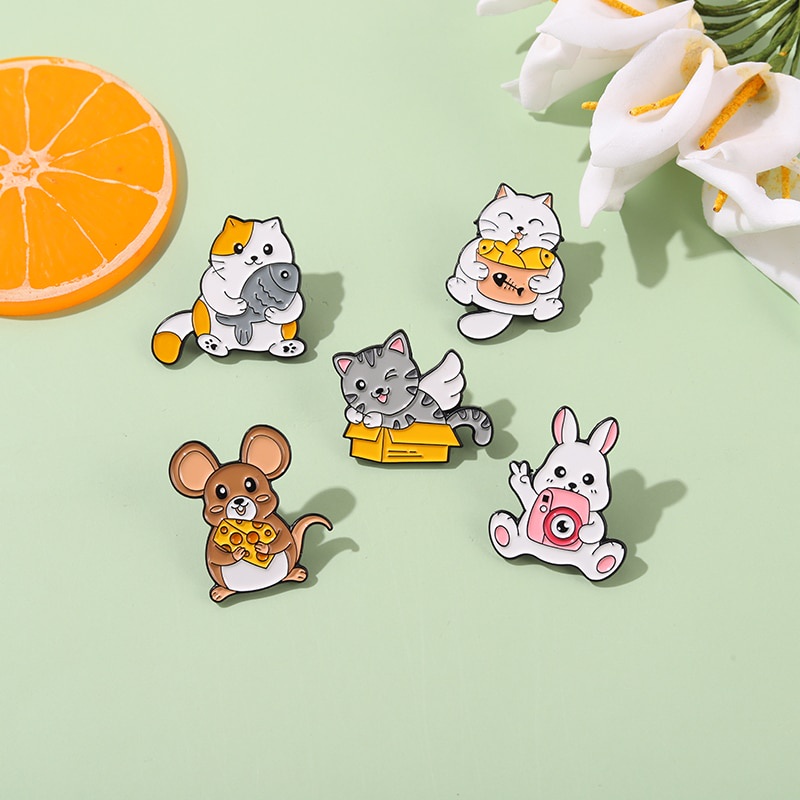 Cat And Fish Enamel Pin Rabbit Mouse Cheese Brooches Metal Badges Bag Clothes Pins Up Jewelry Gift for Animal Lover