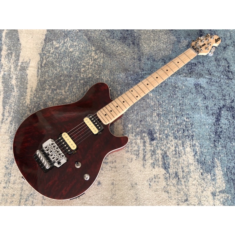 Gitar Listrik/Elektrik Musicman Axis Red color