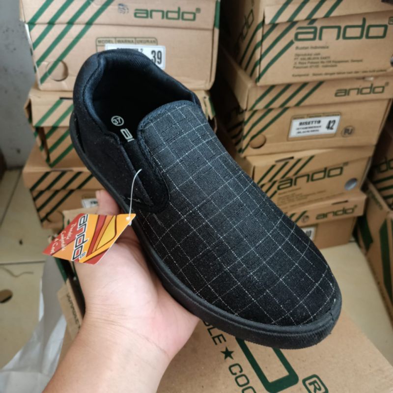 SEPATU ANAK LAKI LAKI/SEPATU SEKOLAH/SEPATU ANDO