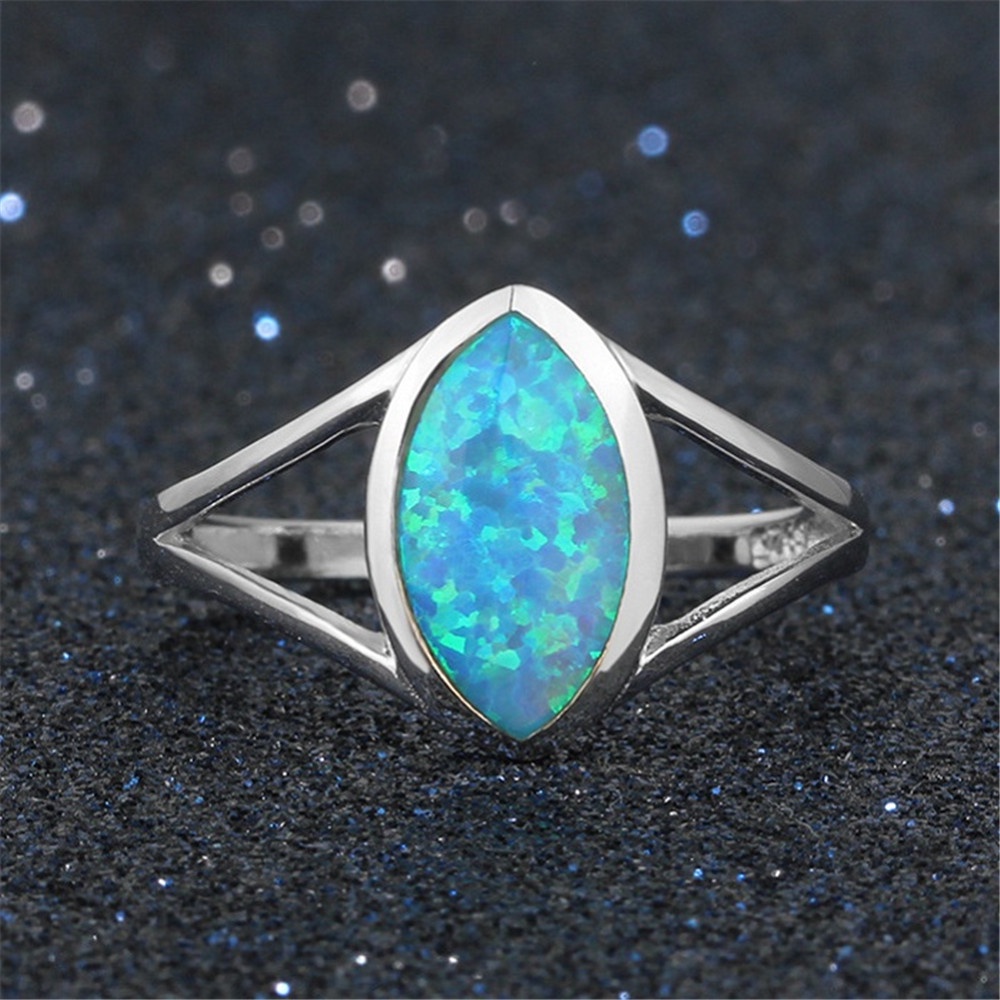 New Fashion Blue Opal Oval Ladies Engagement Ring