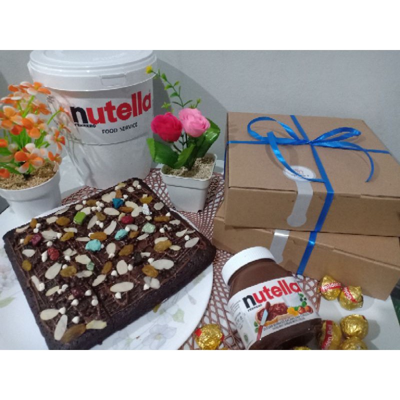 

Fudgy Brownies Nutella Size Large Bebas Pilih Topping