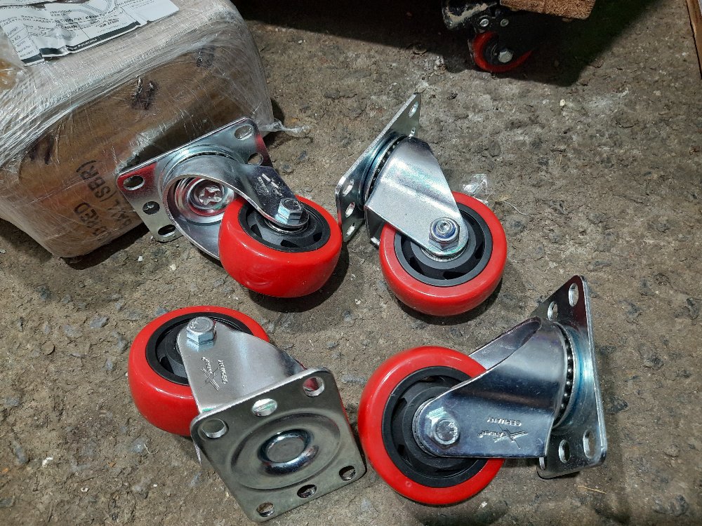 Roda Troley /rak / Etalase Pu Taiwan 3 Inch (muter )
