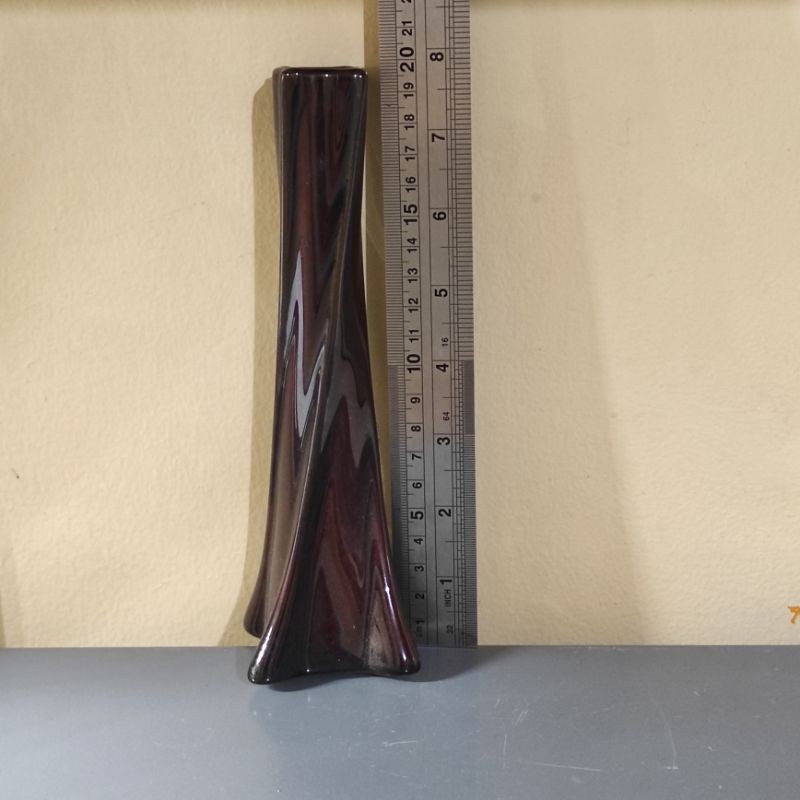 vas keramik ulir tinggi 19.5cm