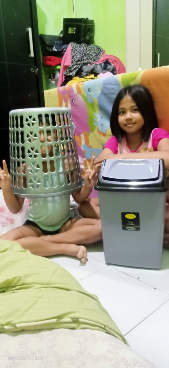 Tempat Sampah 15 Liter Komet Star