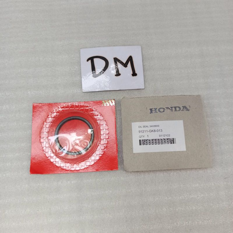 oli seal sil pully puli belakang Beat Scoopy Spacy karbu Vario 110 FI Revo AT 91211-GK8-013 asli ori