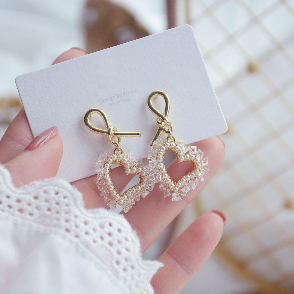 Mxbeauty Wanita Anting Berlebihan Atmospheric Berlian Imitasi Perhiasan Pernikahan Aksesoris Telinga Cahaya Mewah Bentuk Hati Stud Earrings