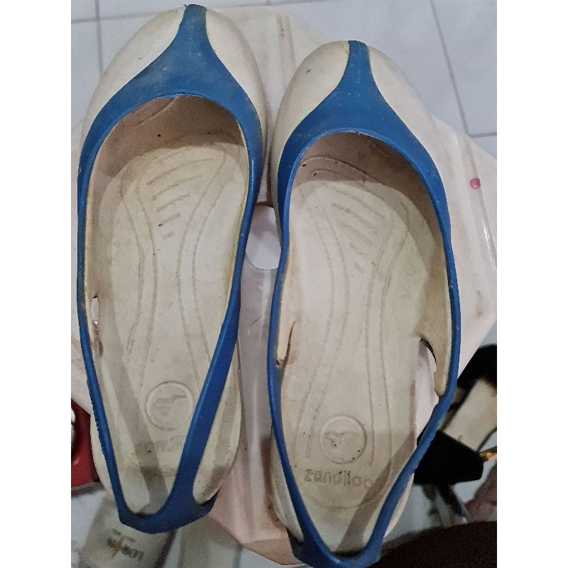 PL sepatu Zandilac