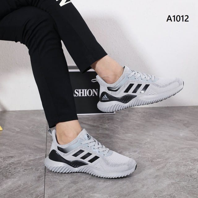 Men Sneaker A1012