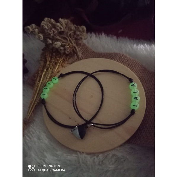 (ISI 2 PCS) STARLA GELANG CUSTOM MAGNET BENTUK LOVE GLOW IN THE DARK gelang persahabatan / gelang nama / gelang inisial / gelang starla / gelang artis