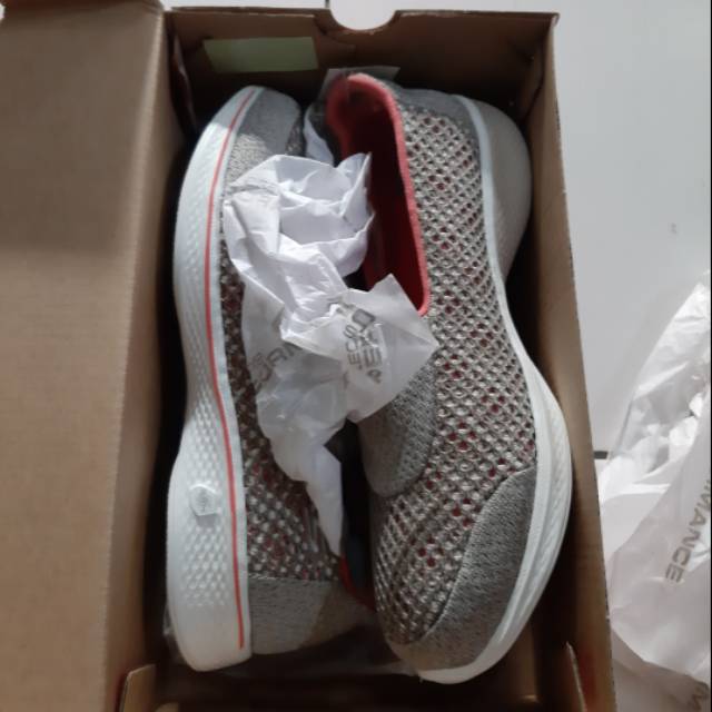 ❌SOLD OUT❌Skechers Kindle go walk 4 taupe/coral