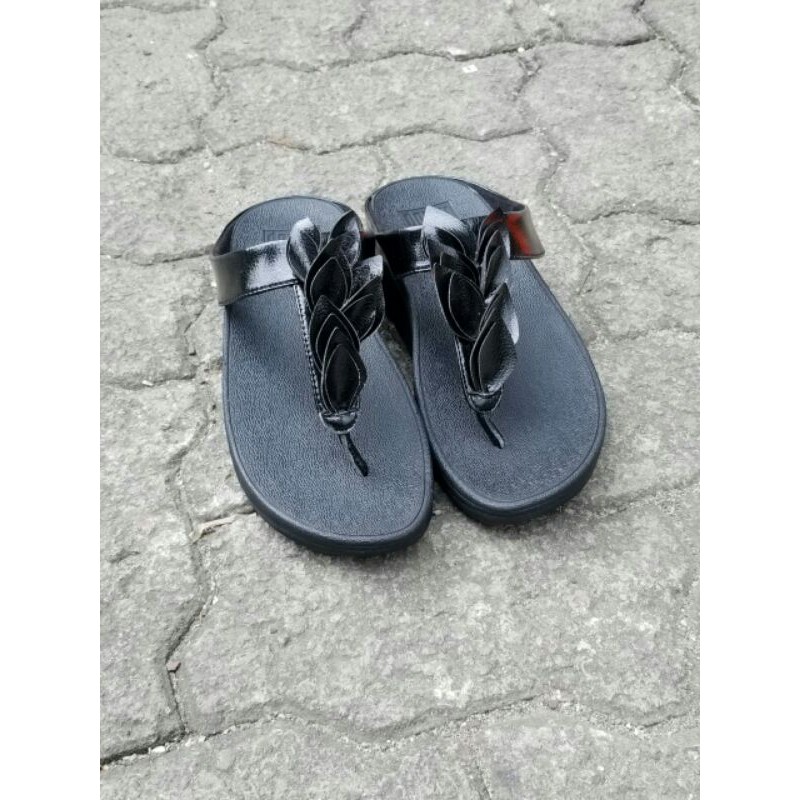 Sandal Jepit Fitflop FINO Leaf Leaves Flip