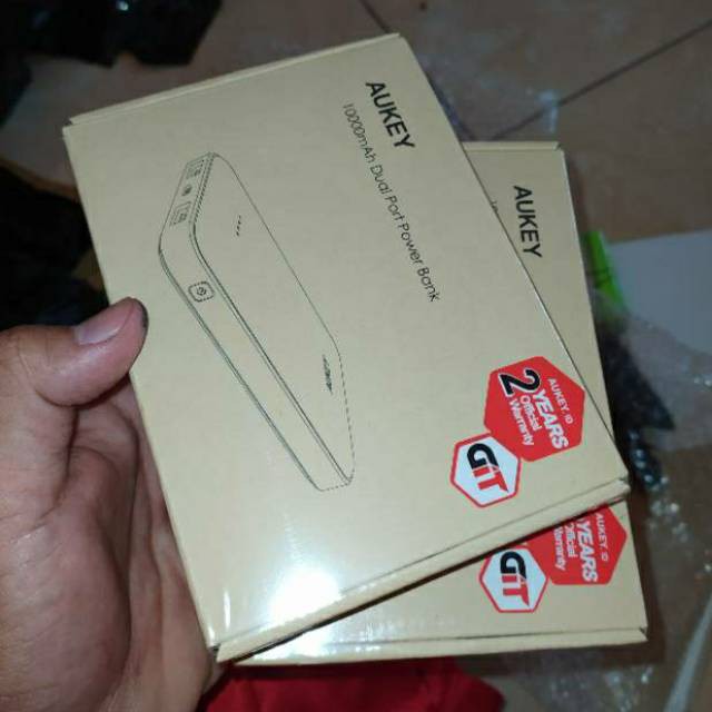 Aukey PB-N50 10000 Mah Powerbank Original