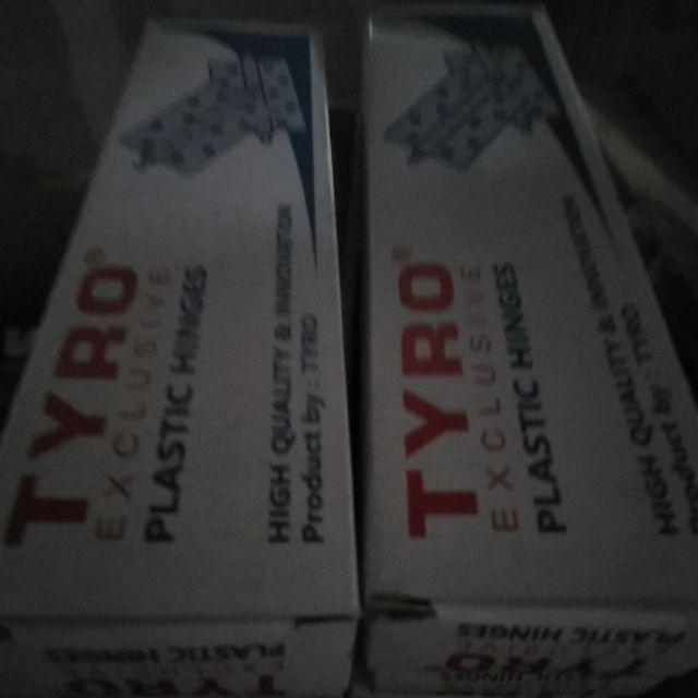 Engsel Pintu Plastik Merek Tyro