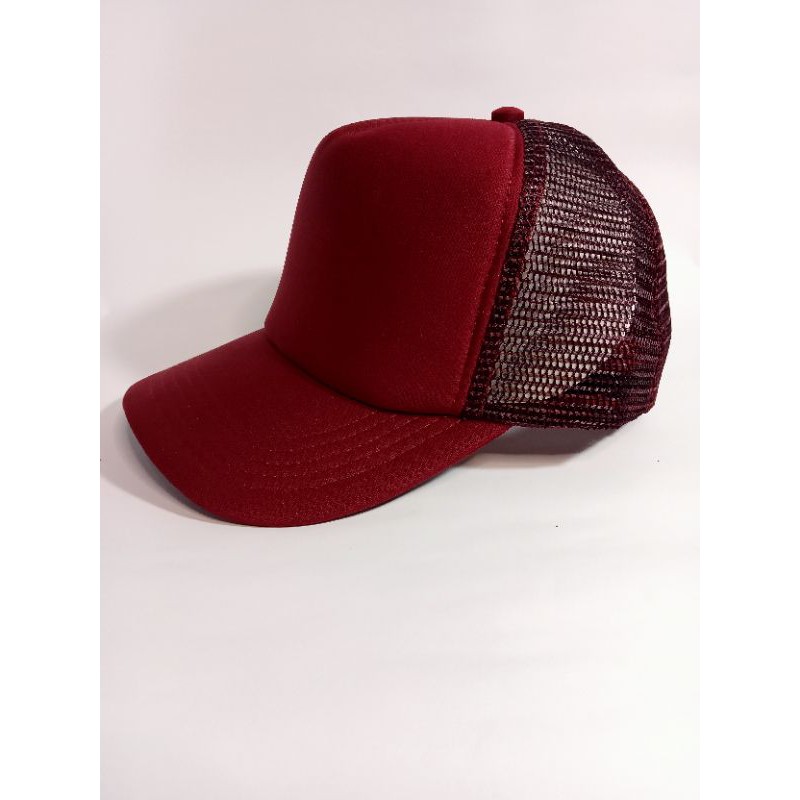 Topi model tracker can warna merah maroon polos murah