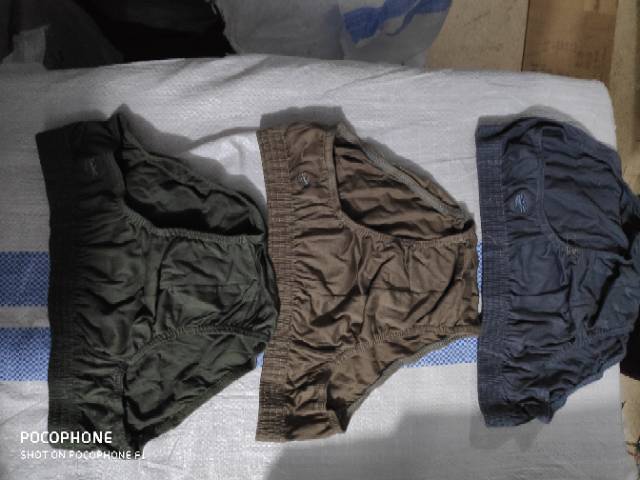 CELANA DALAM CROCODILE PRIA 242, ORIGINAL, ASLI, KATUN, ADEM, 1 PAK ISI 3 PCS