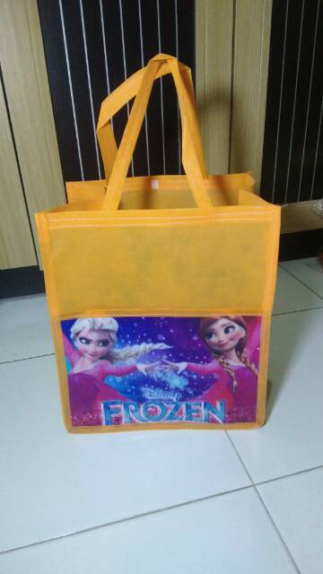 Tas ulang tahun frozen 2 kantong