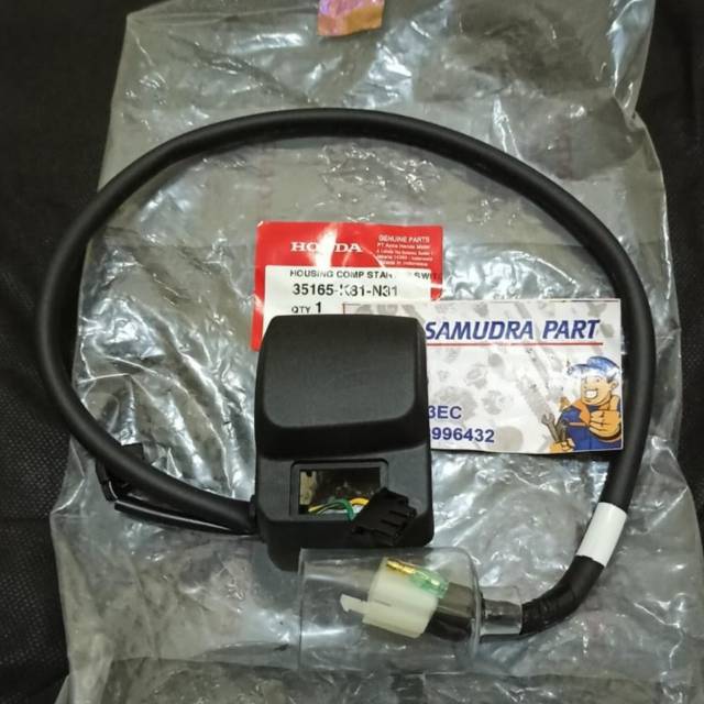 Holder kanan Beat street saklar kanan Beat street original 35165K81N31