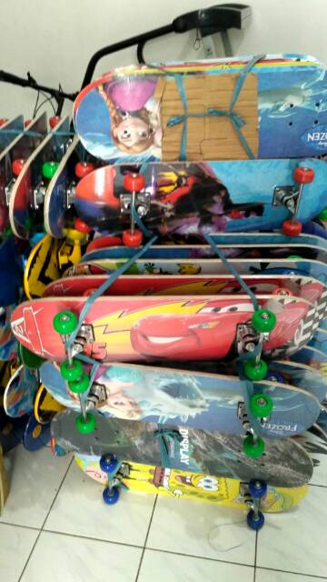 SKATEBOARD UKURAN L - MURAH BANGET - UNTUK PARA SKATERS MANIA