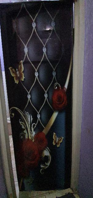 Stiker Pintu Kamar Mandi Motif Kupu