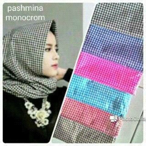 Pashmina Monocrom Motif Garis Kotak Katun Monochrome Kotak Kecil