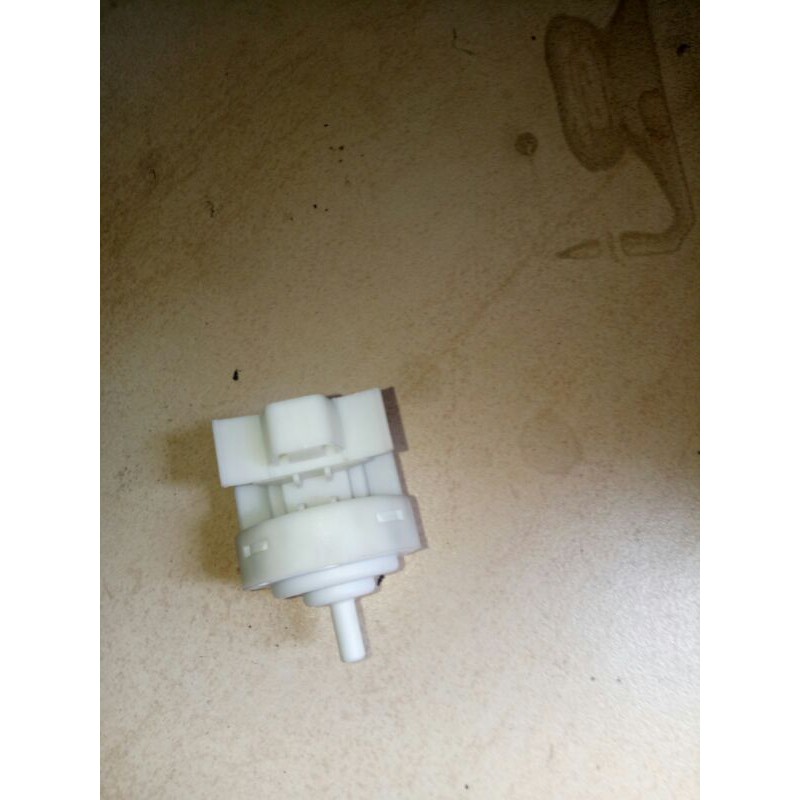 water level otomatis mesin cuci sharp