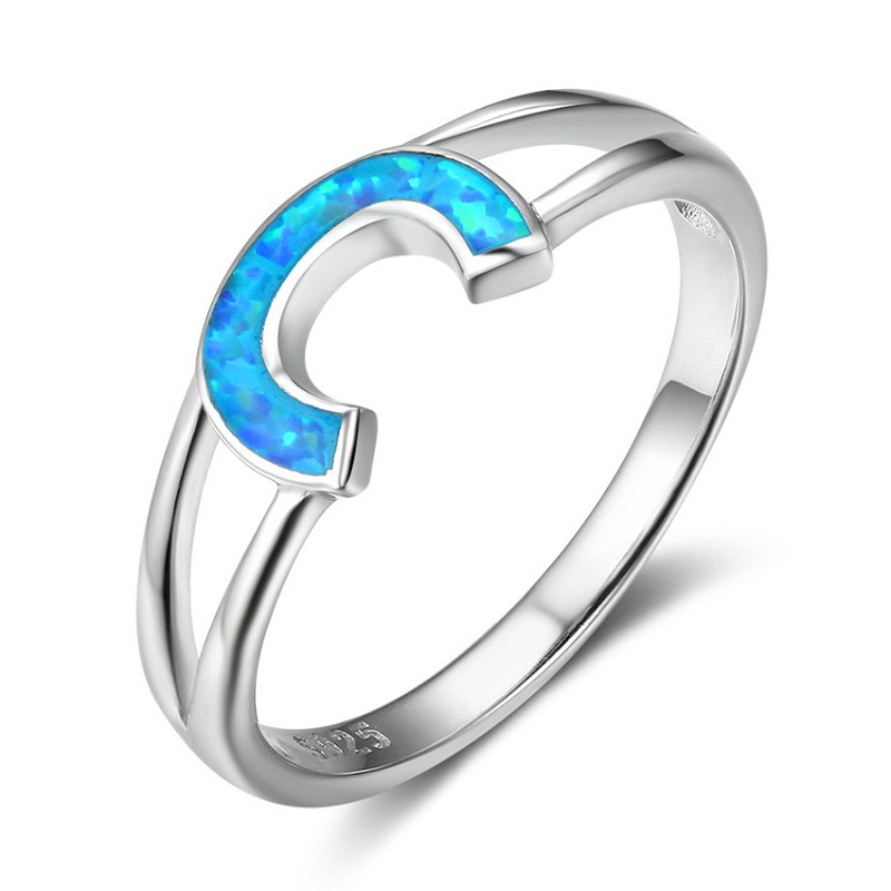 New style ring European and American personality fashion letter C female ring ring