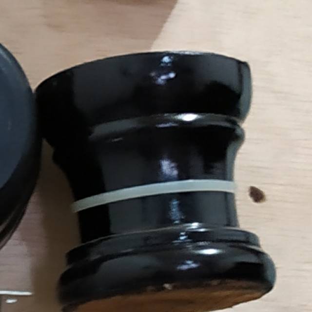 Kaki kursi sofa bahan kayu