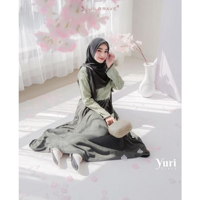 Yuri Dress by Jilbrave